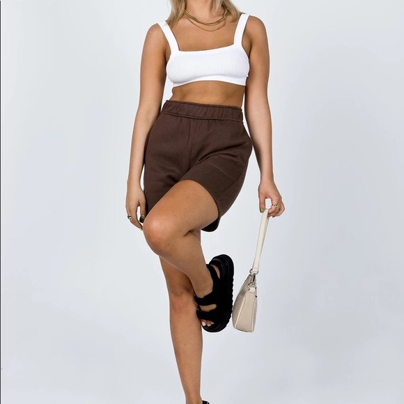 Samara shorts❤️ - Picture 4 of 5